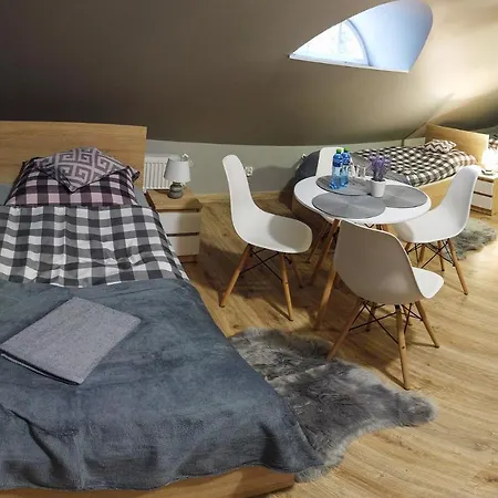 Czarna Owca- Goscinne Rum i privatbostad *