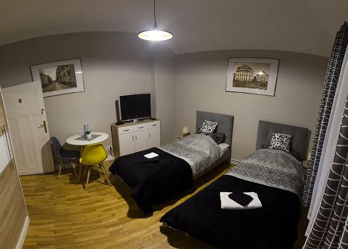 Czarna Owca- Goscinne בית אירוח